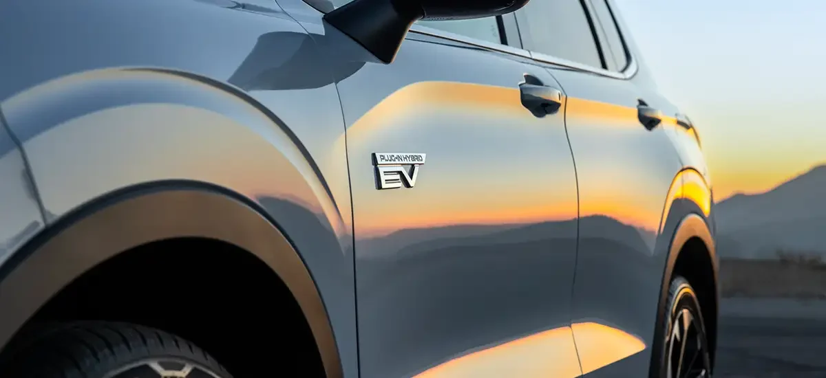 Mitsubishi Outlander-phev - miniatura 11
