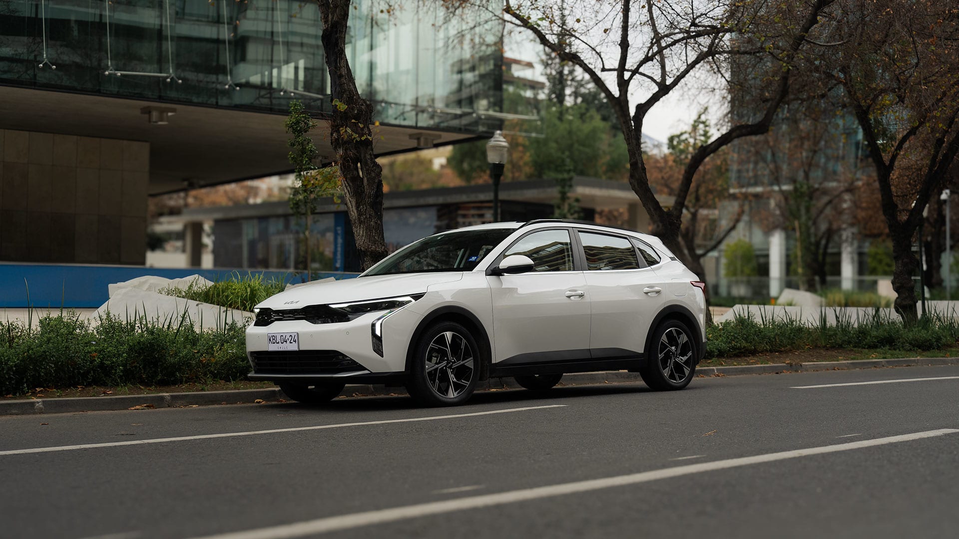 Kia K3 Cross - miniatura 3