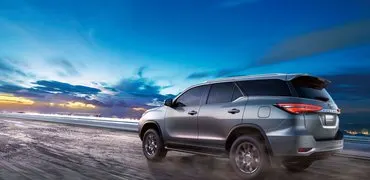Toyota Fortuner - miniatura 11