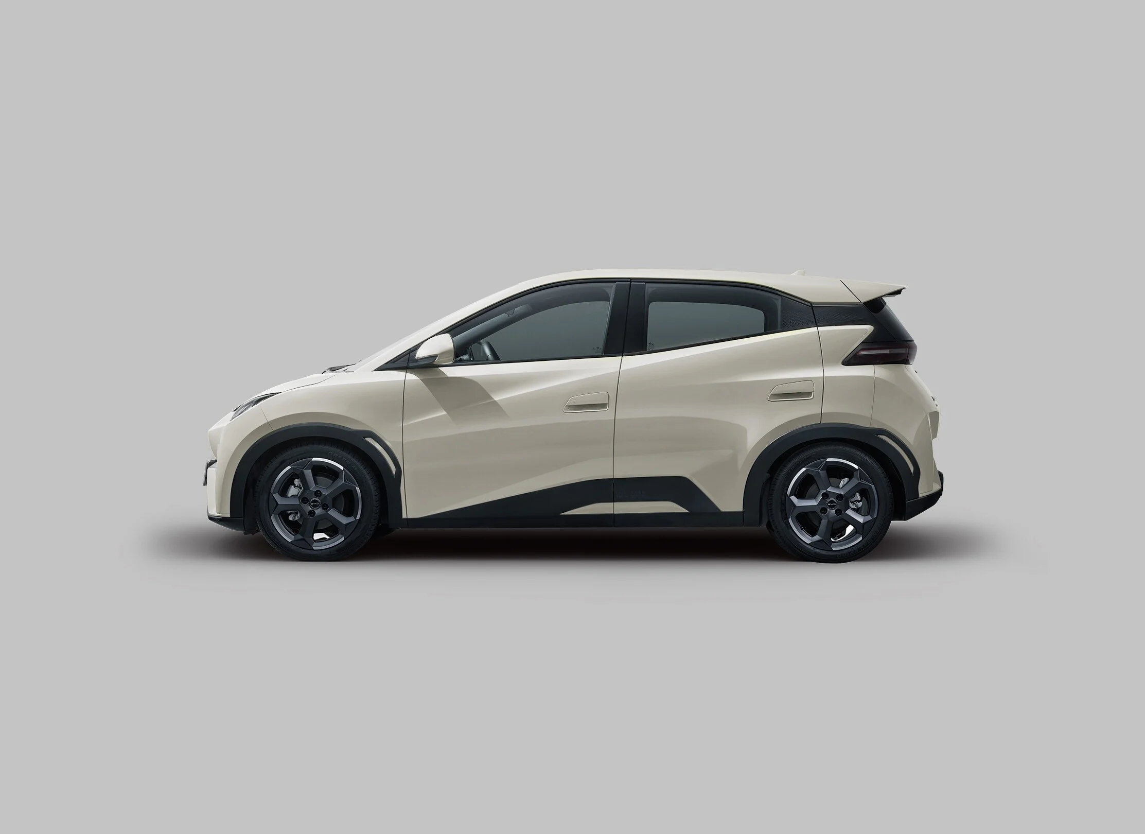 BYD DOLPHIN MINI - miniatura 2