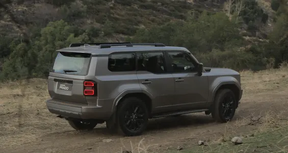 Toyota Land Cruiser Prado - miniatura 4