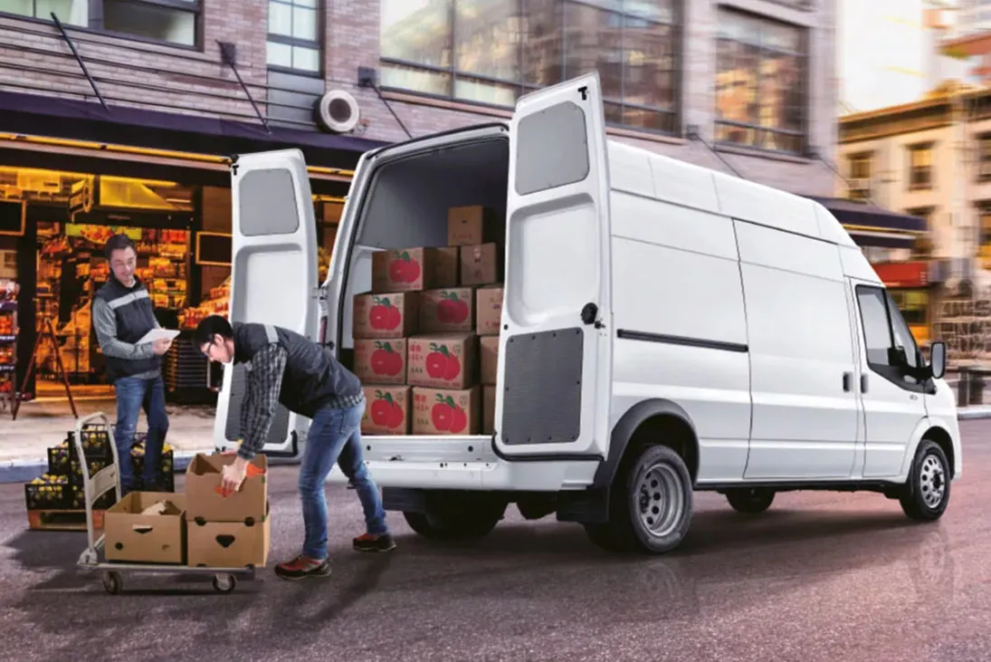 JMC Touring Cargo - miniatura 4