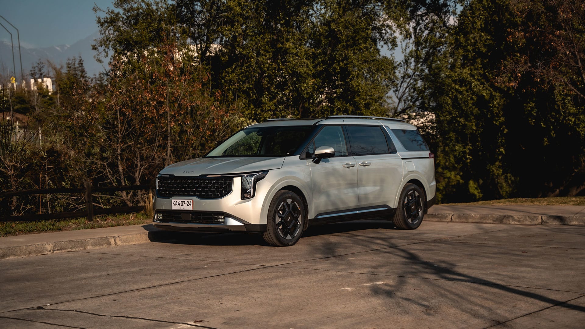 Kia Carnival - miniatura 40