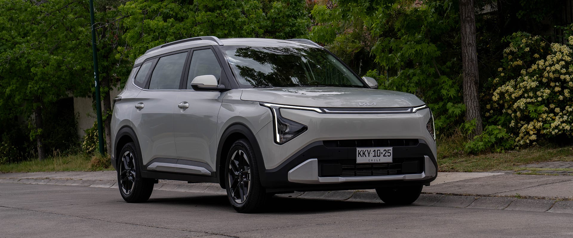 Kia Nueva Carens - miniatura 3