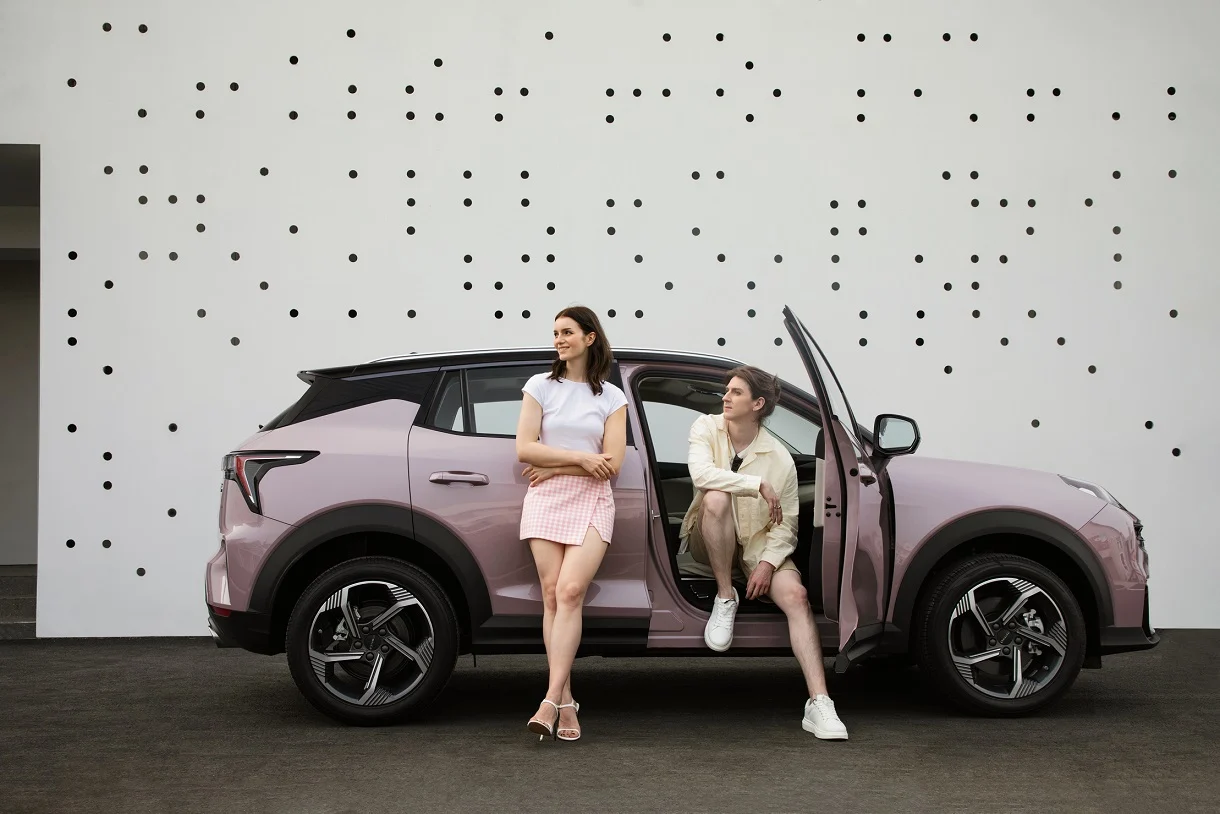 Lynk & Co 06 - miniatura 13