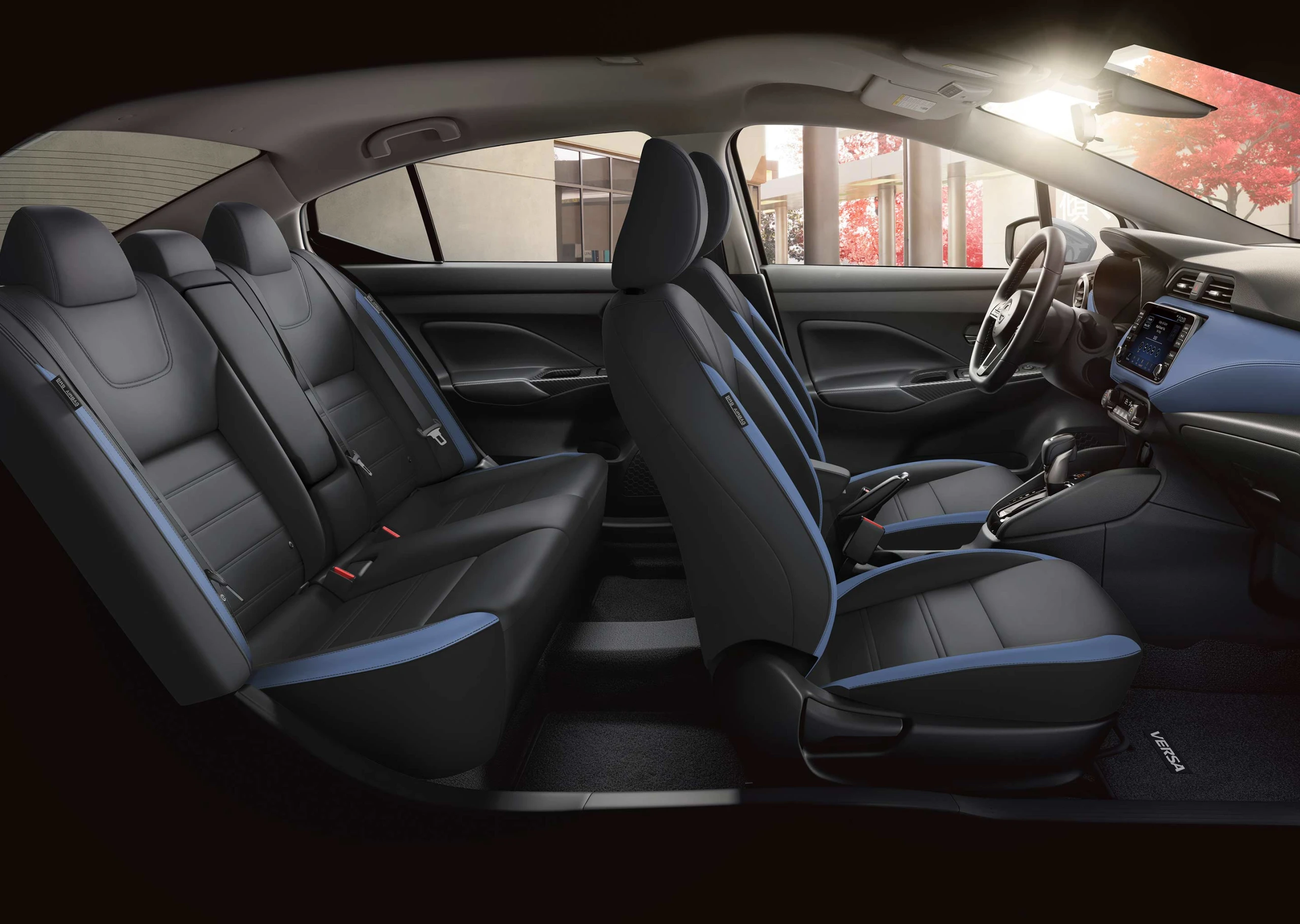 Nissan Versa - miniatura 6