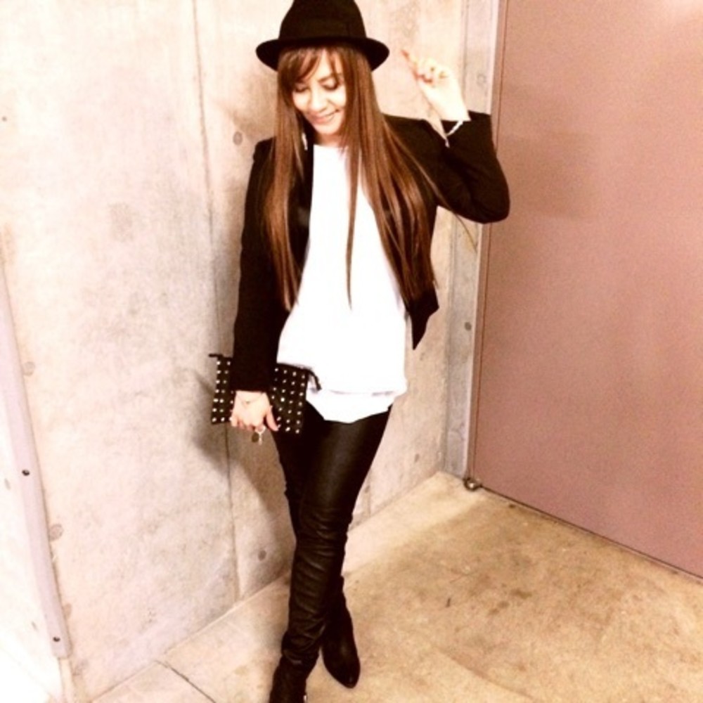 ブラック スキニー レザーパンツのコーディネート一覧 Cbk カブキ