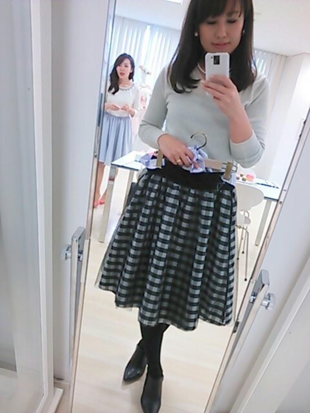コンサバ デート フェミニン カジュアル きれいめ 甘め セレブ キュート ワントーン ふんわり ゆるカジ 春先 きれい系で使えるホワイト