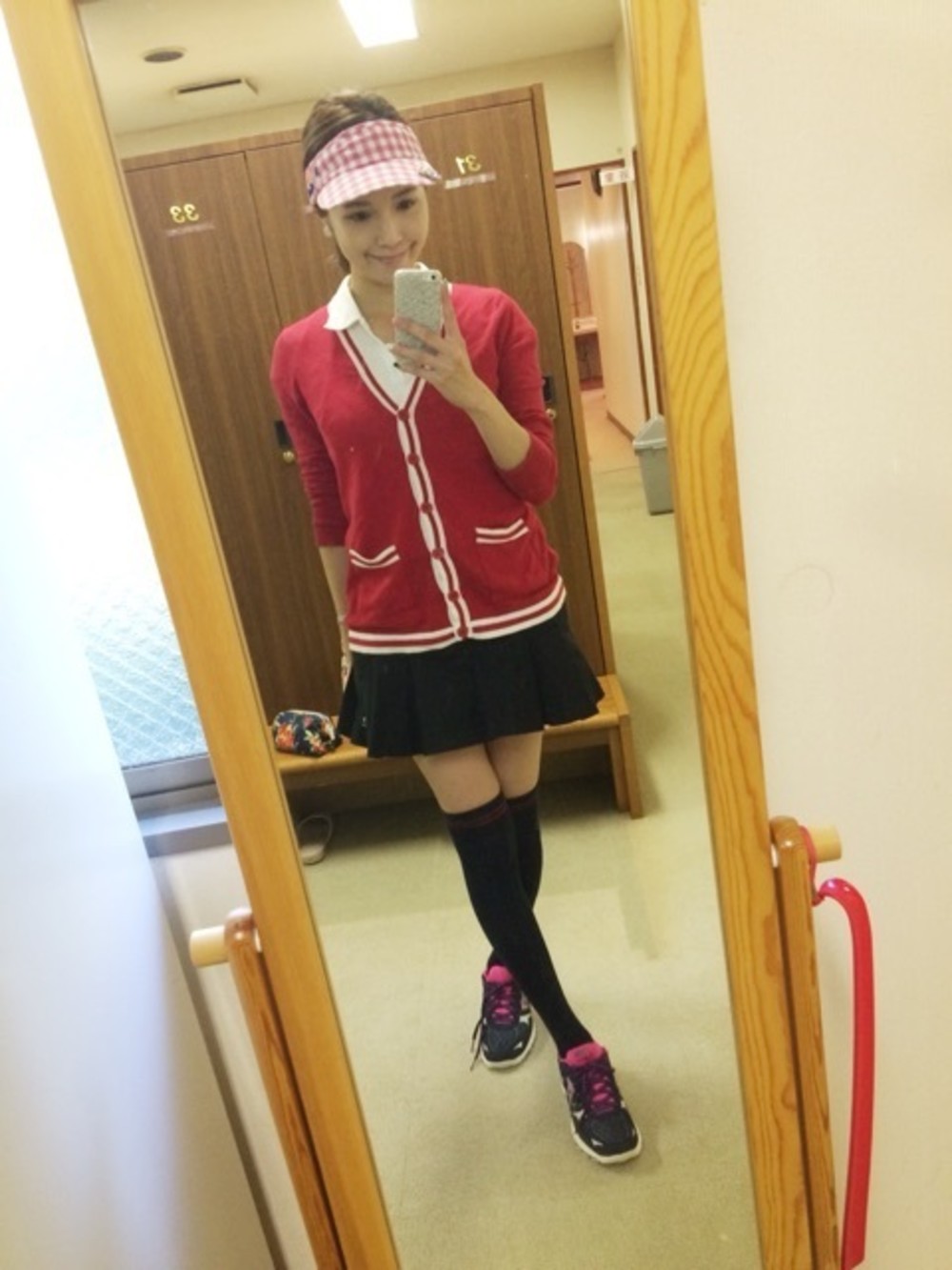 カーディガン ボルドーのコーディネート一覧 Cbk カブキ