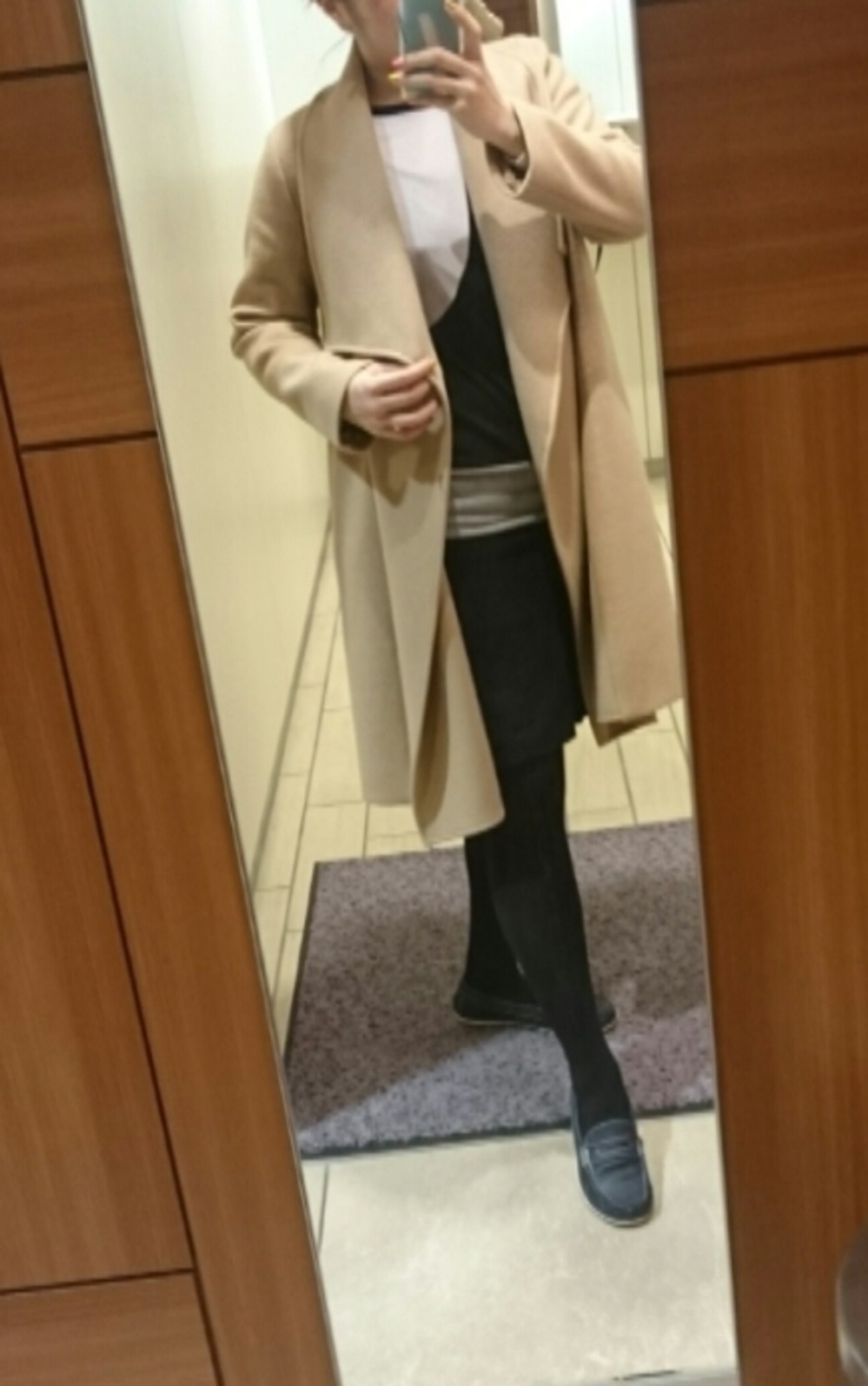 ベージュ コーディガン Indivi インディヴィ X バイカラー トップス X タイト スカート ブラック 無地 X ローファー ブラックのコーディネート 大人スタイリッシュベーシックコーデ Cbk カブキ ベージュ コーディガン Indivi インディヴィ X バイカラー トップス X タイト スカート ブラック 無地 X ローファー ブラックのコーディネート 大人スタイリッシュベーシックコーデ Cbk カブキ