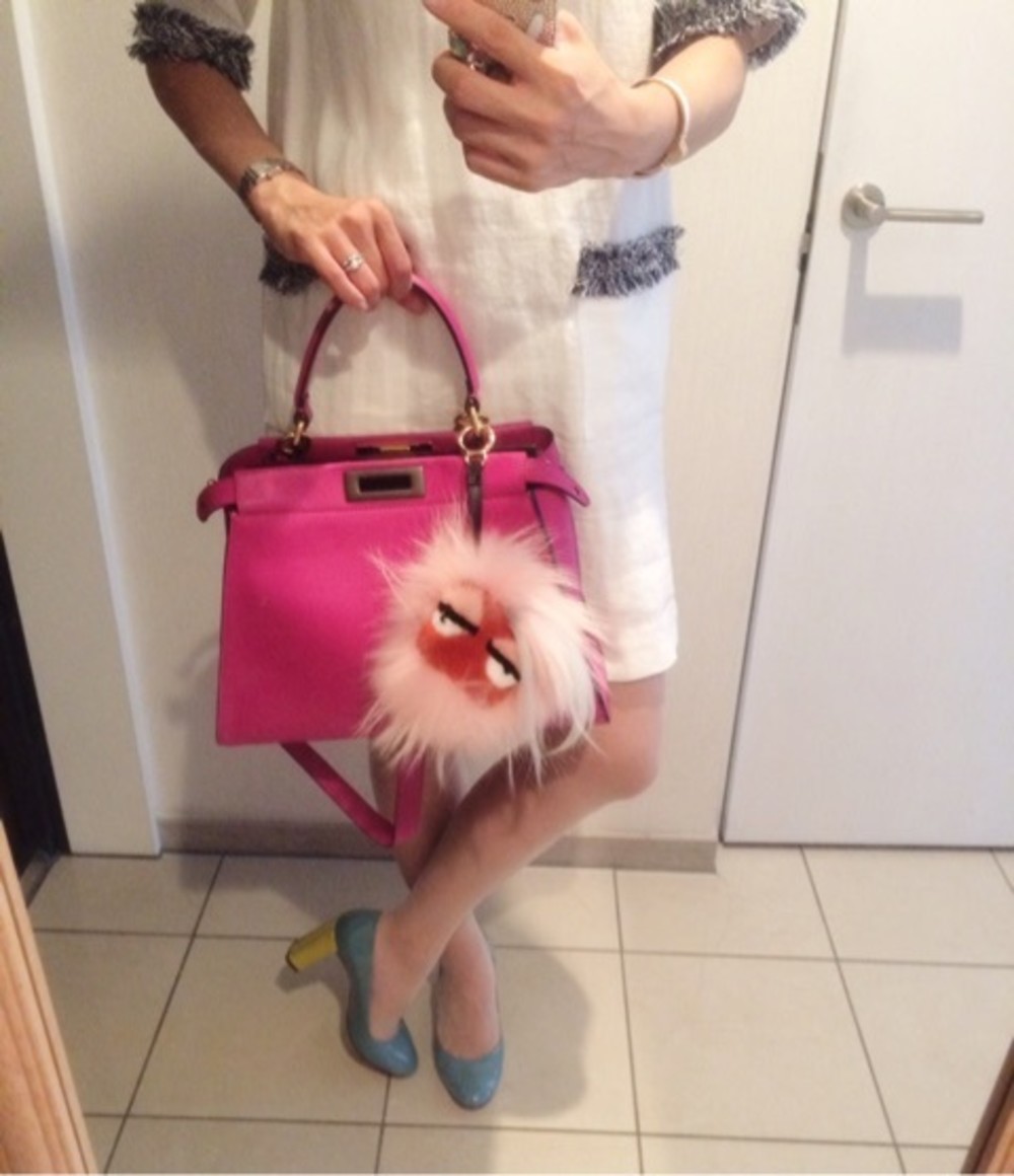 ピンク ハンドバッグ FENDI(フェンディ)のファッションアイテム ...
