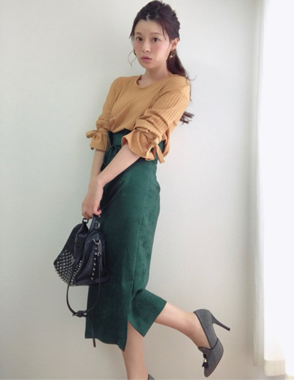 そっと から 顕微鏡 モス グリーン タイト スカート コーデ Kohyo Home Jp