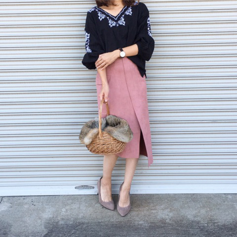 ピンク タイトスカート スエード スリットのコーディネート一覧 Cbk カブキ