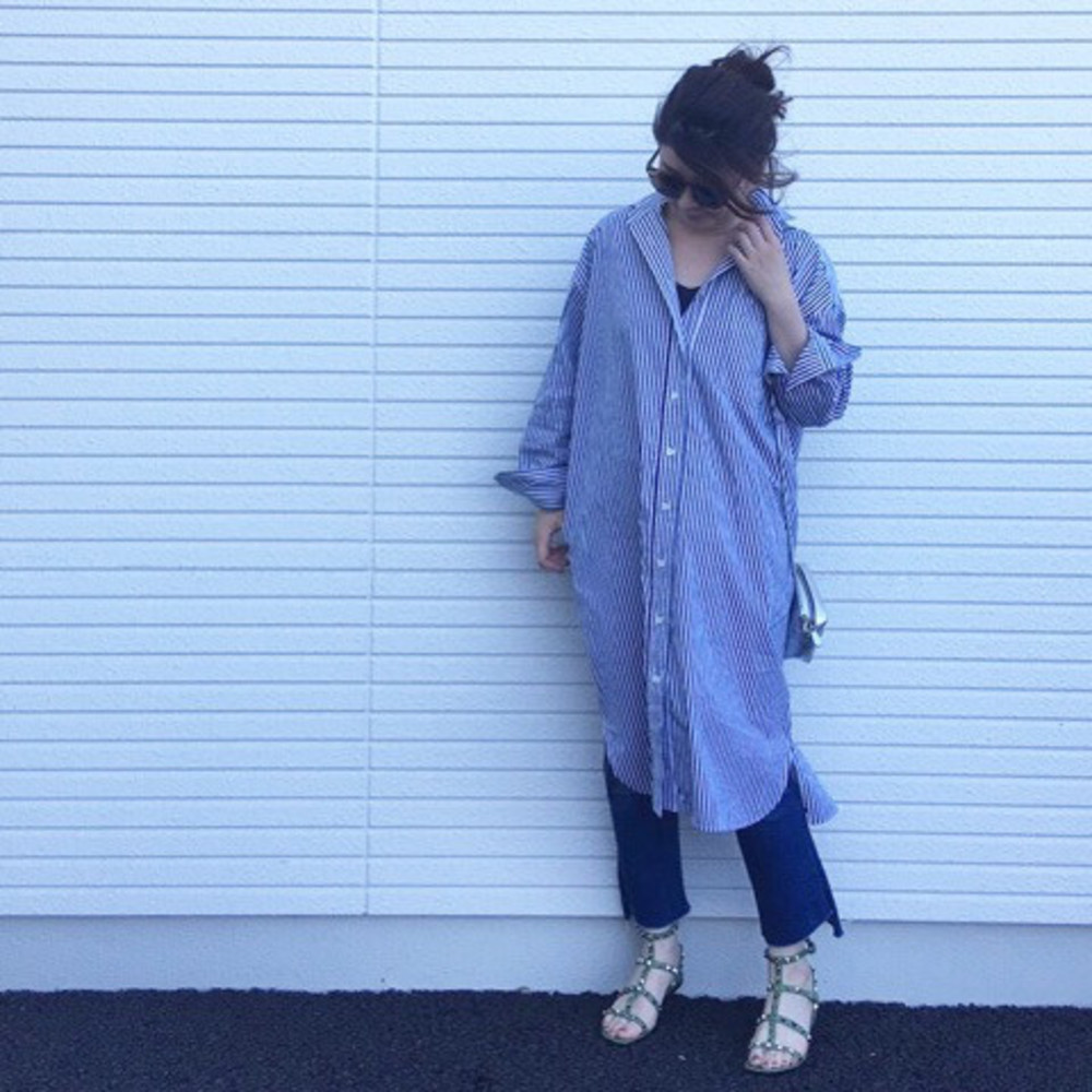 美品】ティッカ シャツワンピース くすみライトブルー系ストライプ