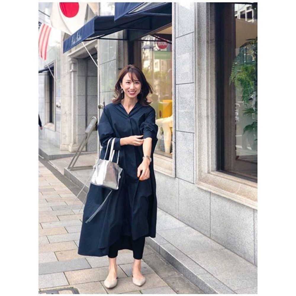 無地 ネイビー フレア 七分袖 シャツワンピース Drawing Numbers