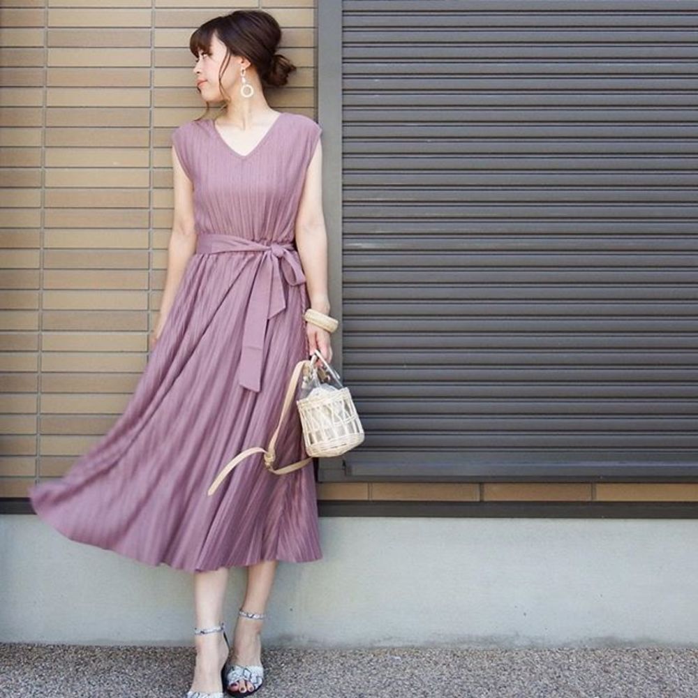 夏 フェミニン ガーリー ナチュラル きれい系で使えるベージュ カゴバッグ Accommode アコモデ X Roomy S ルーミーズ