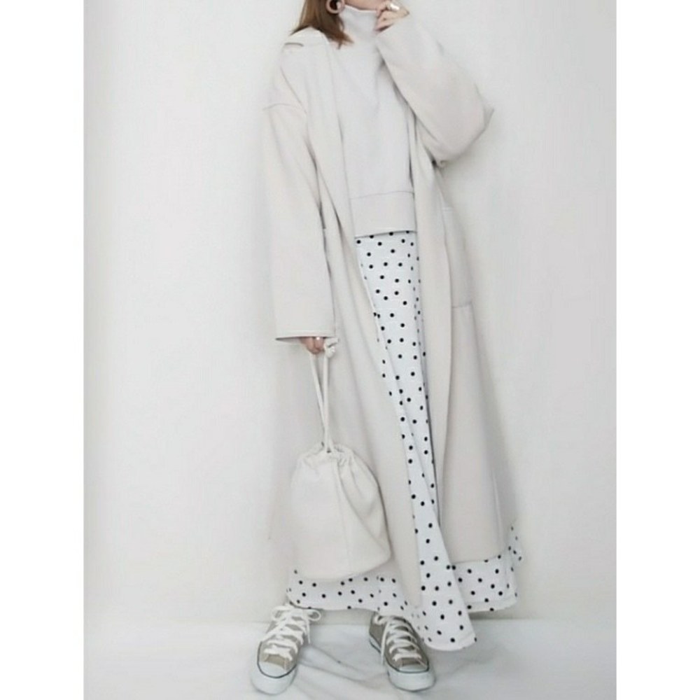 ホワイト チェスターコートのコーディネート一覧 Cbk カブキ