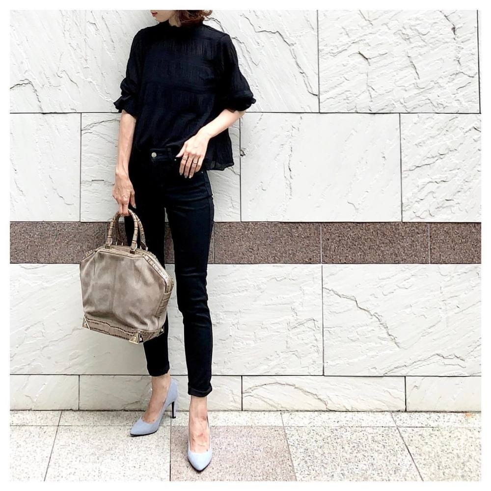 ハンドバッグ グレージュのコーディネート一覧 Cbk カブキ