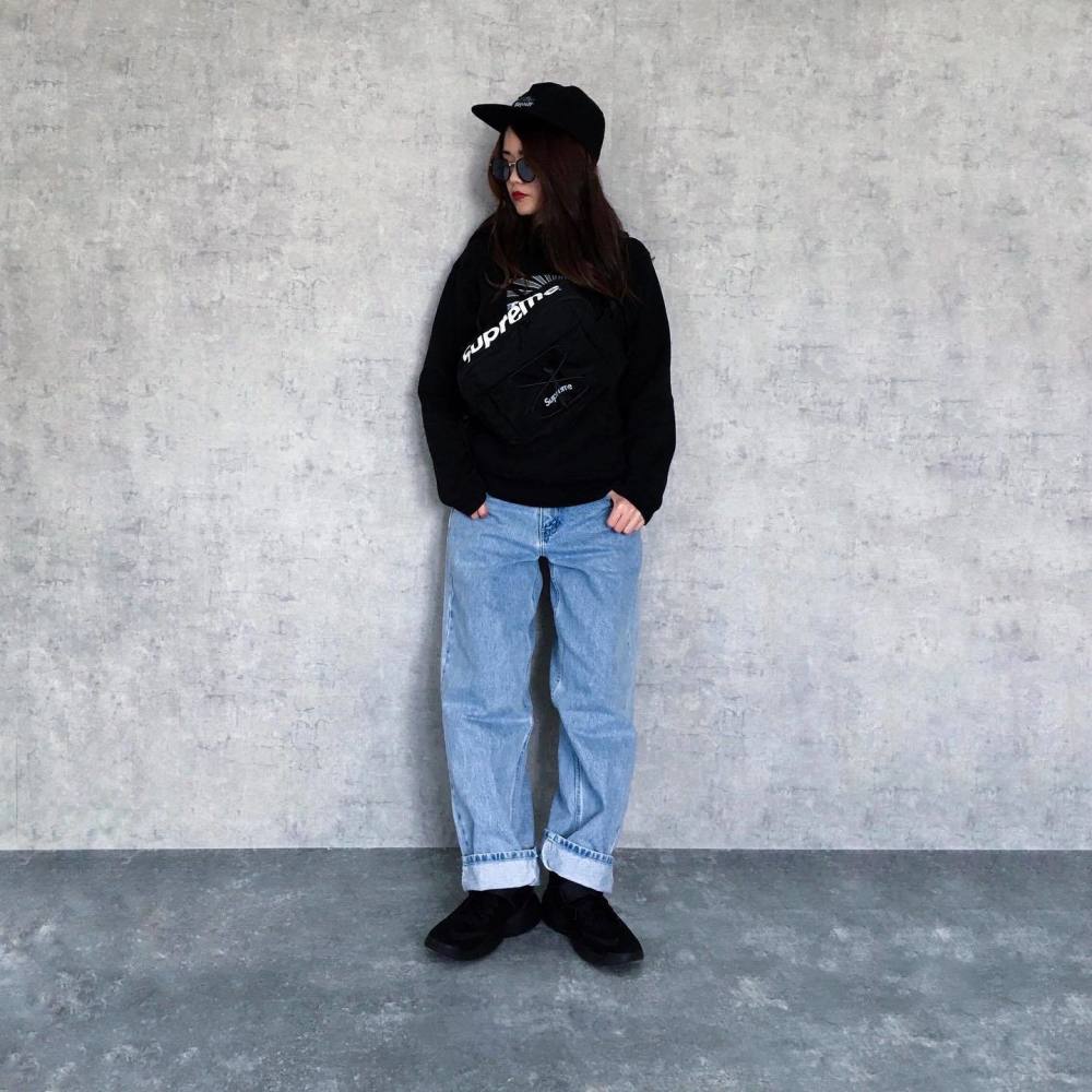 ブラック 無地 ボディーバッグ supreme（シュプリーム） x 無地 