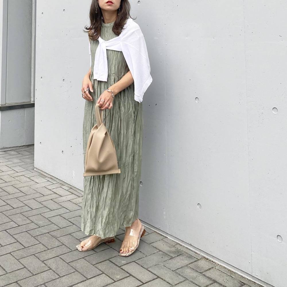 カーキ ノースリーブのコーディネート一覧 Cbk カブキ