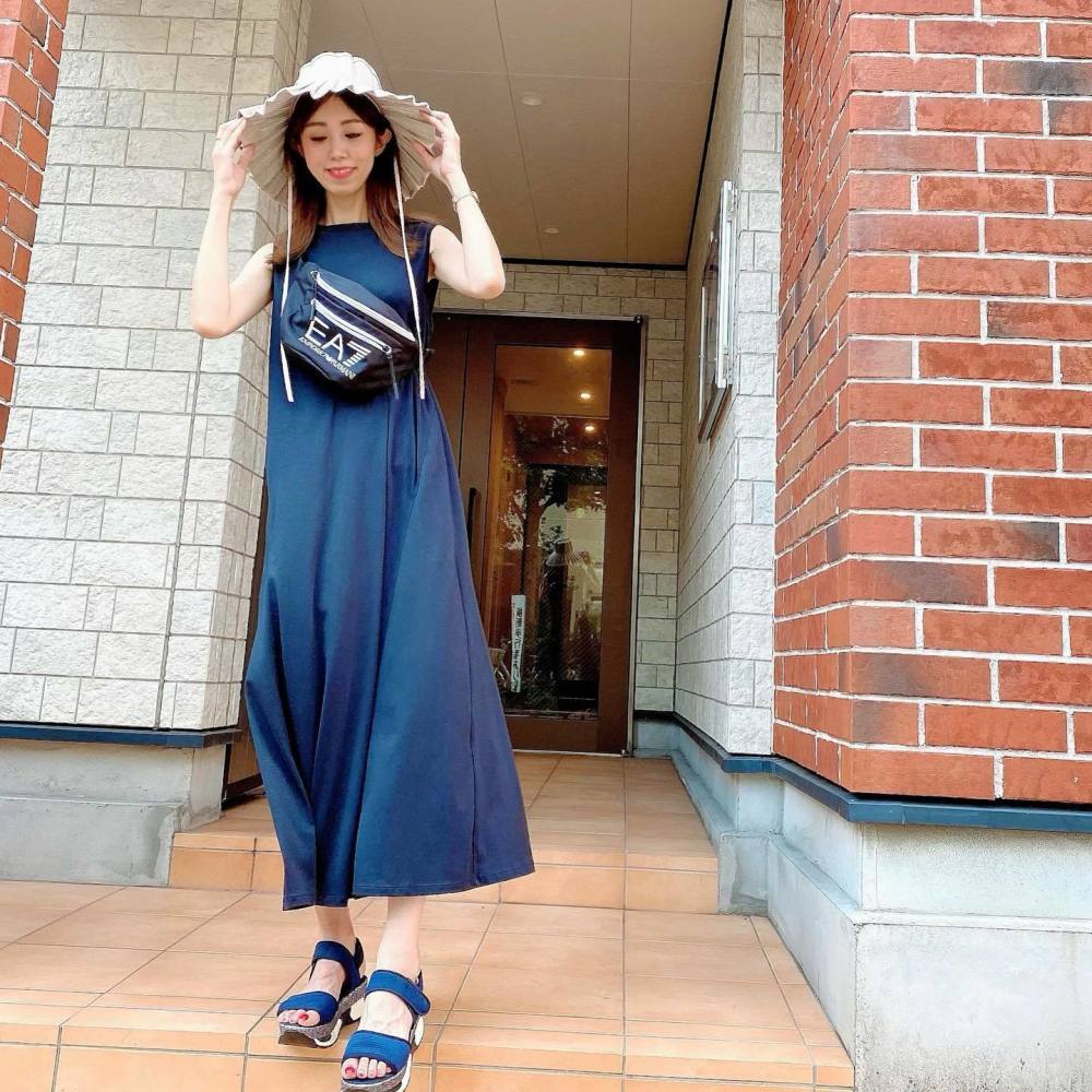 本物 エンポリオアルマーニ ネイビー ノースリーブフレアワンピース