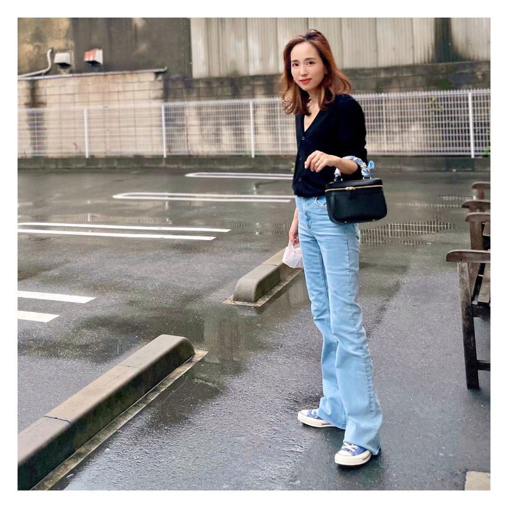 ブルー スニーカーのコーディネート一覧 Cbk カブキ