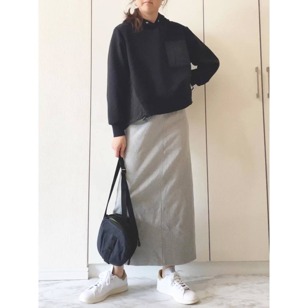 グレー タイトスカートのコーディネート一覧 Cbk カブキ グレー タイトスカートのコーディネート一覧 Cbk カブキ