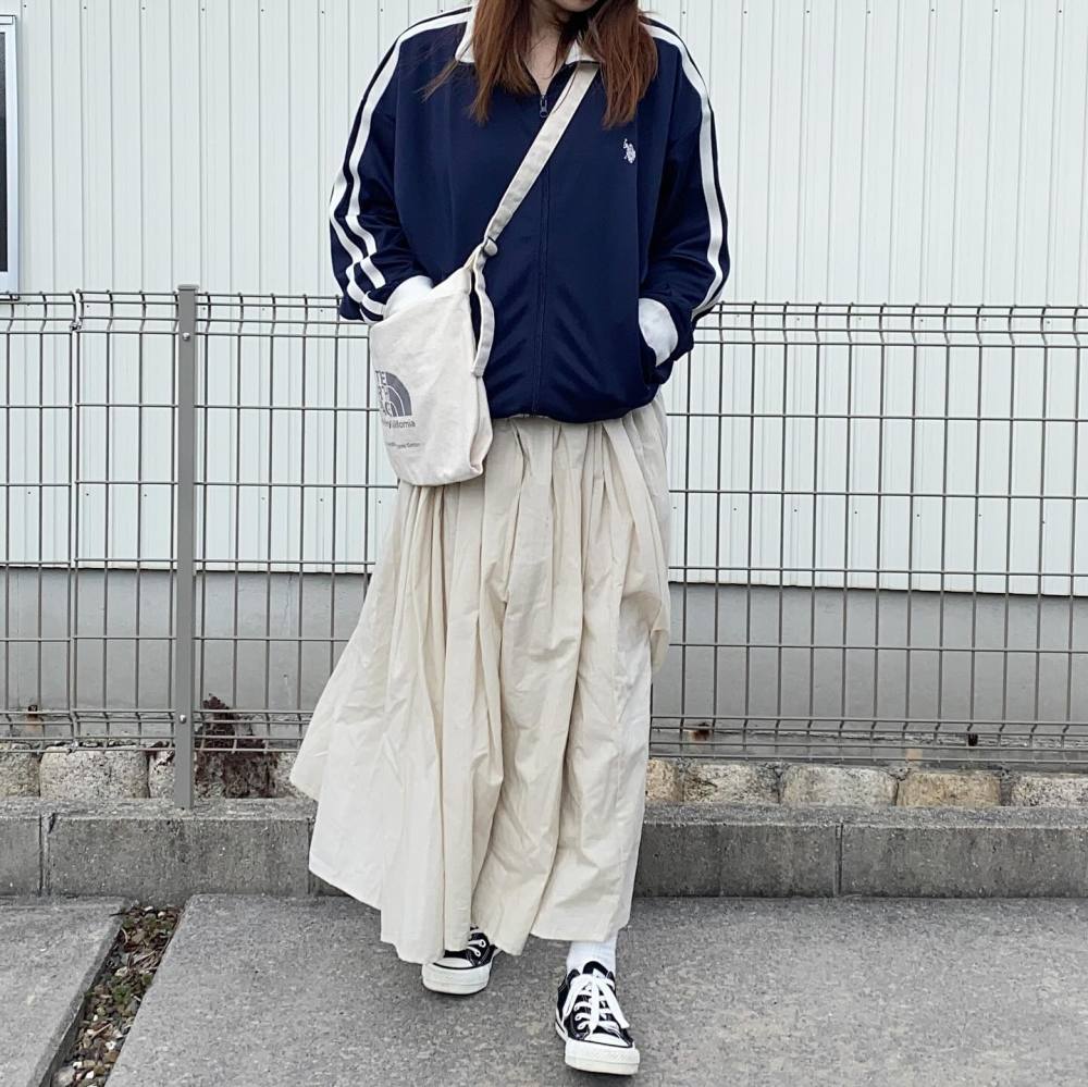 アイボリー ギャザーロングスカートのコーディネート一覧（レディース