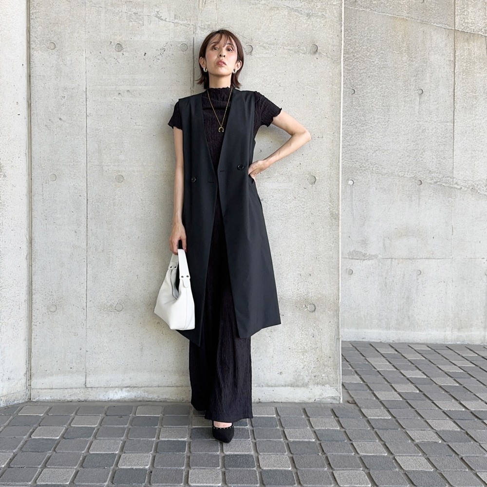BlackPeaceNow　フリル付き ロングベスト ブラック　ジレ BlackPeaceNow フリル付き ロングベスト ブラック ジレ