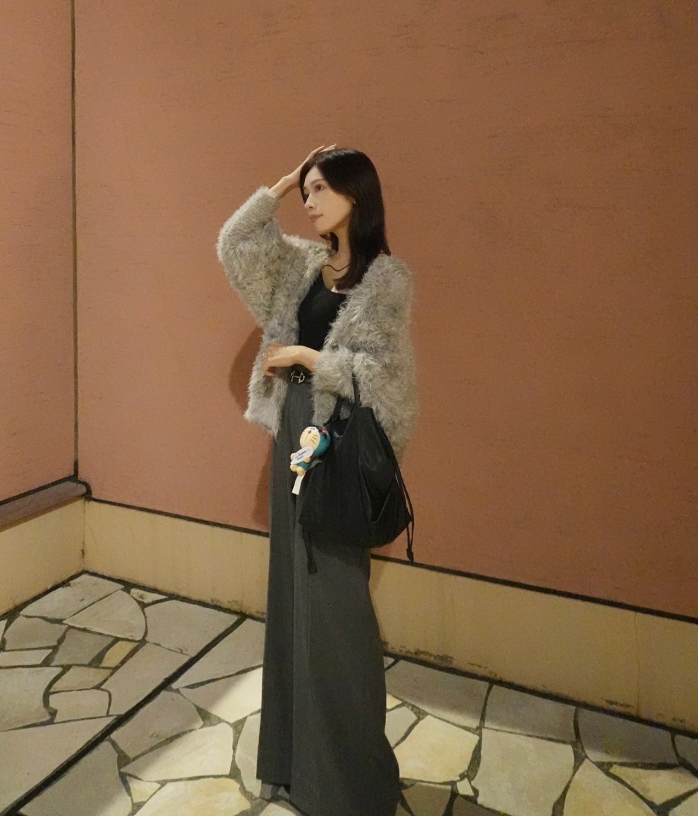 ファーカーディガンのコーディネート一覧（レディース） | #CBK