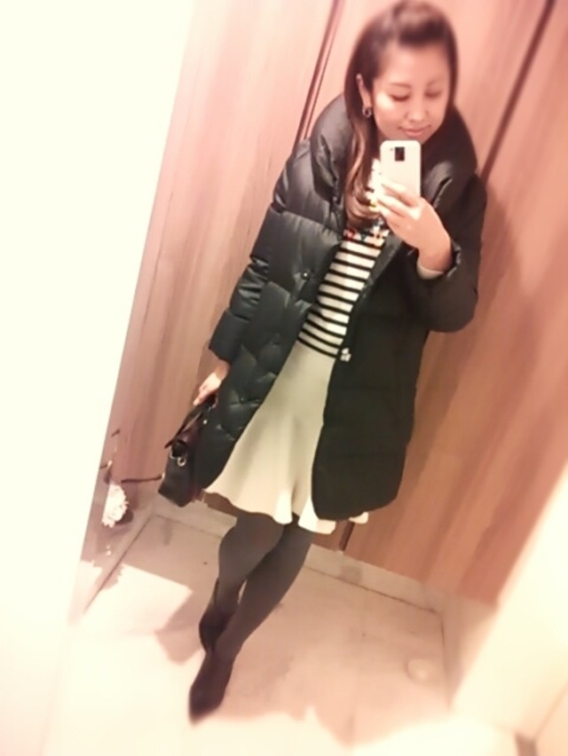 大人きれいめダウンコーデ