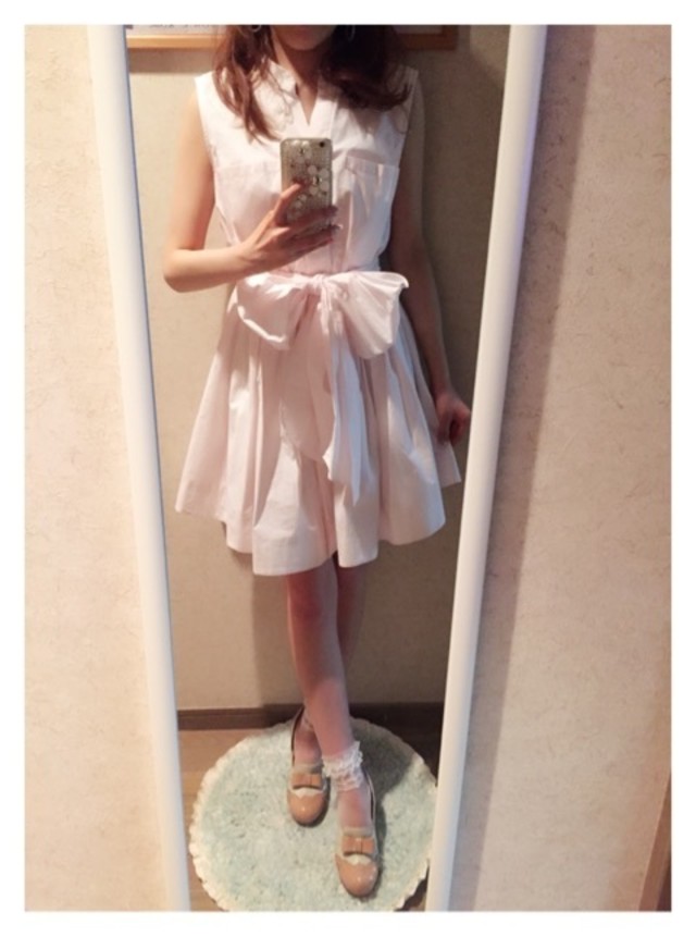 デート フェミニン ガーリー カジュアル お嬢様 甘め キュート ナチュラル 爽やか ガーリッシュで使えるピンク ワンピース ノースリーブ