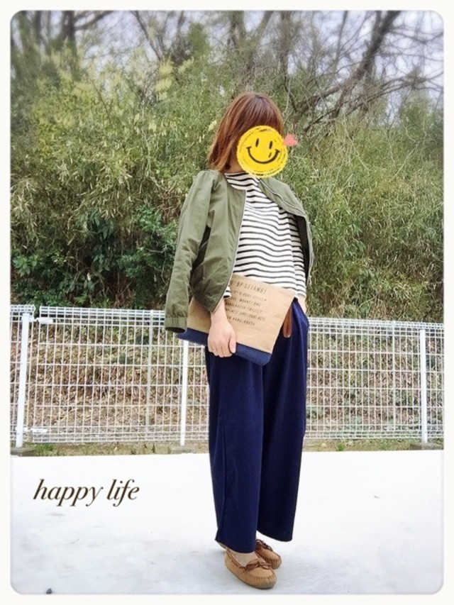 形がきれいなボトムスは毎シーズン大人気☆