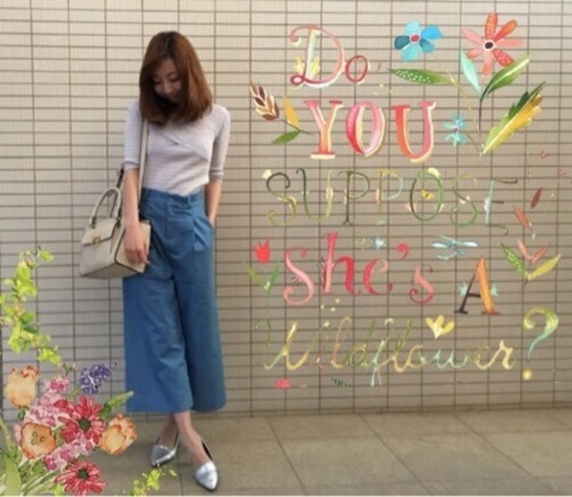 ほんのりフェミニンなアンクル丈のワイドデニムパンツ♥