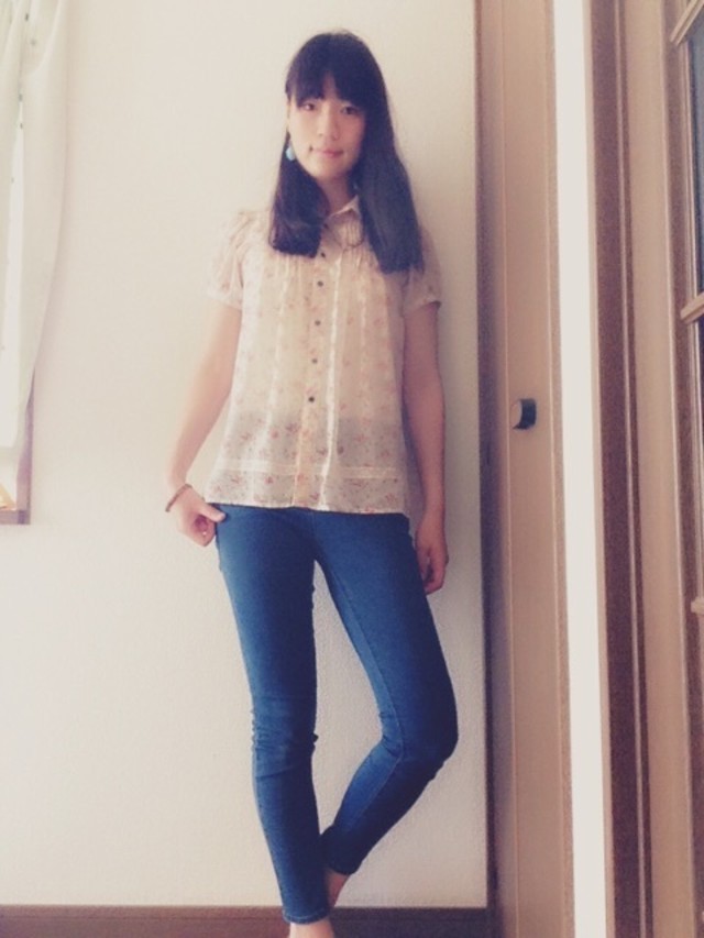 花柄シャツ&スキニーデニム♡