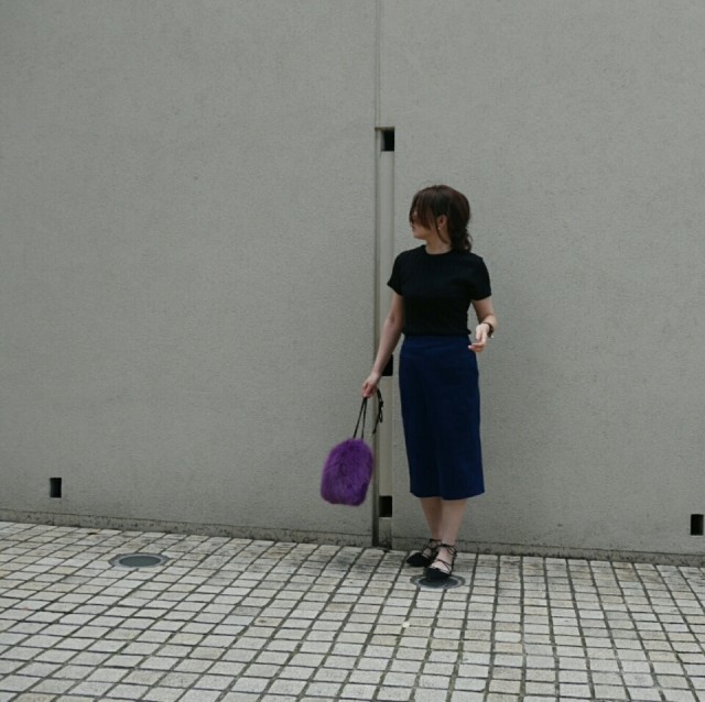 タイトスカートでIラインコーデ