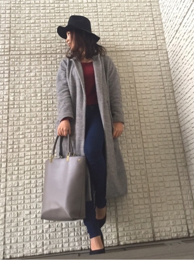 グレー ロングコート Gu ジーユー X ワインレッド トップス X Gu ジーユー スキニー デニム パンツ X グレー ハンドバッグ X ブラック 中折れ つば広 ハット X ブラック パンプスのコーディネート Guのロングコート Cbk カブキ グレー ロングコート Gu ジーユー X ワインレッド トップス X Gu ジーユー スキニー デニム パンツ X グレー ハンドバッグ X ブラック 中折れ つば広 ハット X ブラック パンプスのコーディネート Guのロングコート Cbk カブキ