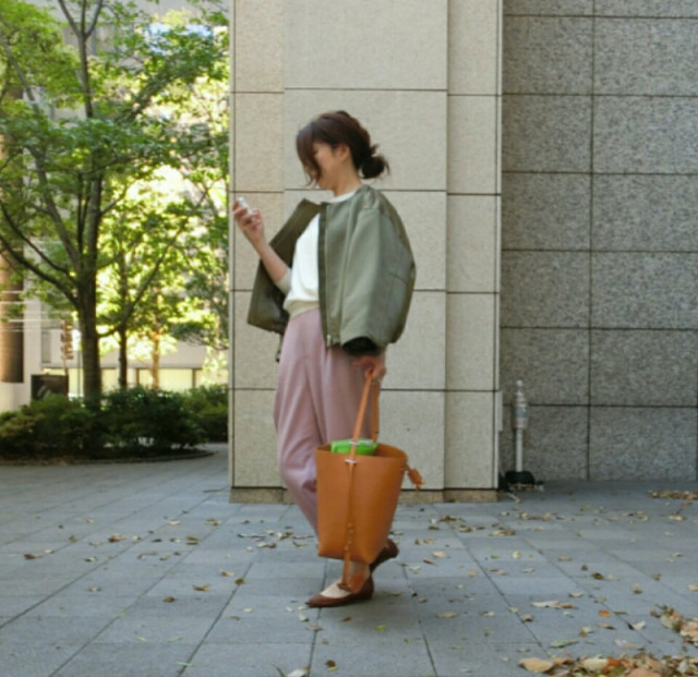 大人の普段使いにフル活用できる「ロンハーマンのバッグ」