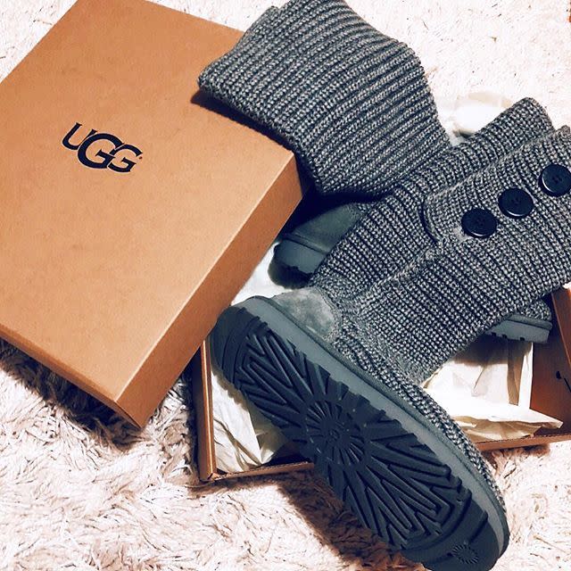 グレー ニット ブーツ UGG（アグ）のファッションアイテム | すっきり