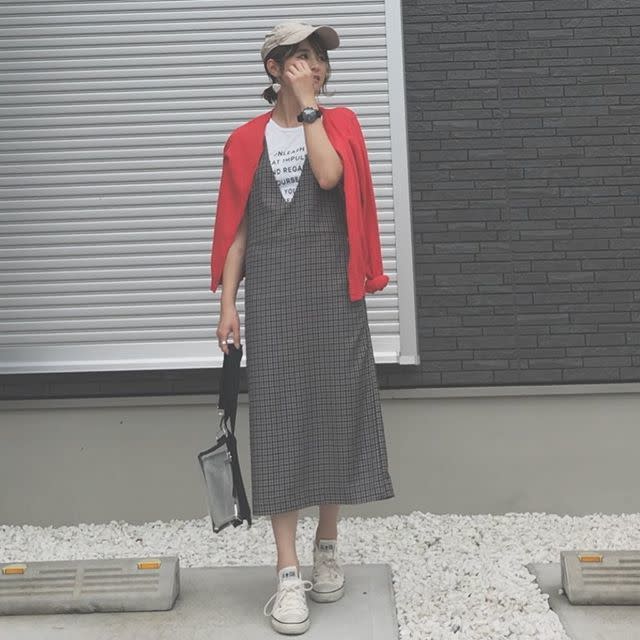 チェック柄ジャンパースカートはスポーティMIXで大人の今っぽコーデを楽しんで♥