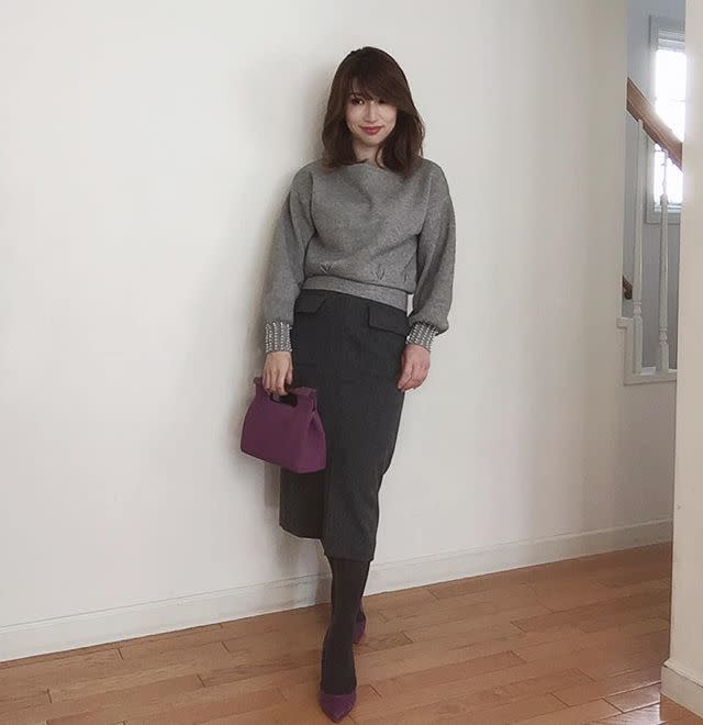 オンオフ使えるボリューム袖ニットで大人可愛く♥