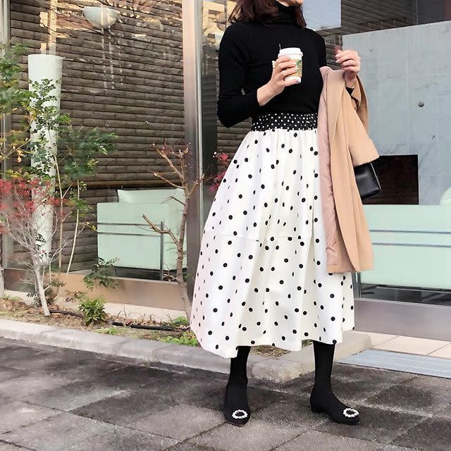 akiki POLKA DOTS SKIRT black