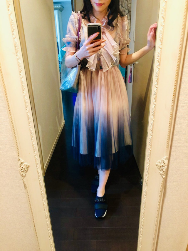 フェミニン ガーリー 春 お姉系 きれい系で使えるピンク ワンピース フリル チュール グラデーション Chicwish シックウィッシュ