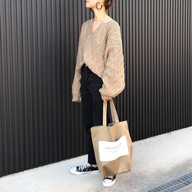 ヘンリーネックニットで幼さを女っぽくシフト♡