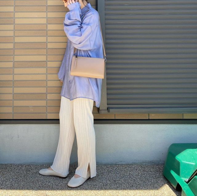 【爽やかな人になるおすすめ服2】ブルーのシャツ