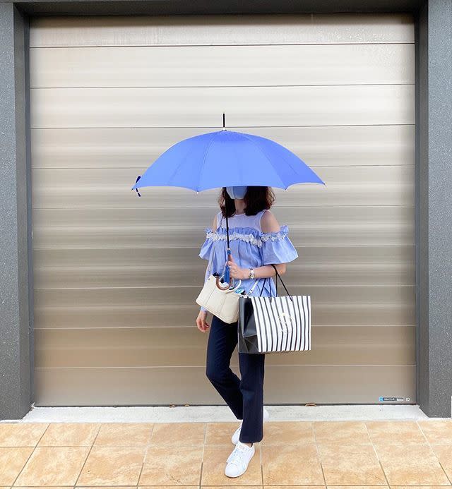 【雨の日セット1】気分が上がる「キレイ色の傘×濃い色のボトム」！