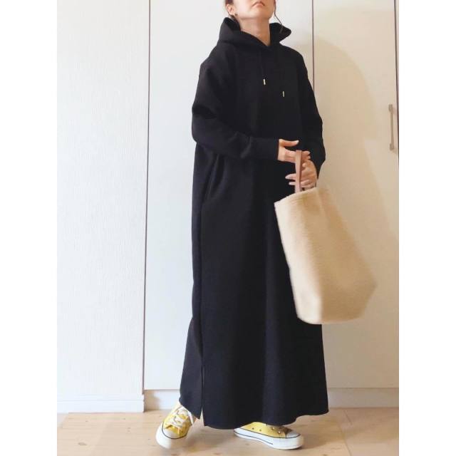 「パーカーワンピース」なら迷わずにさっと着られる！