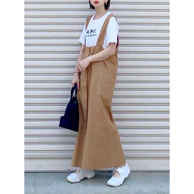 【7月の大阪の服装6】着回しやすい「筒状のジャンパースカート」
