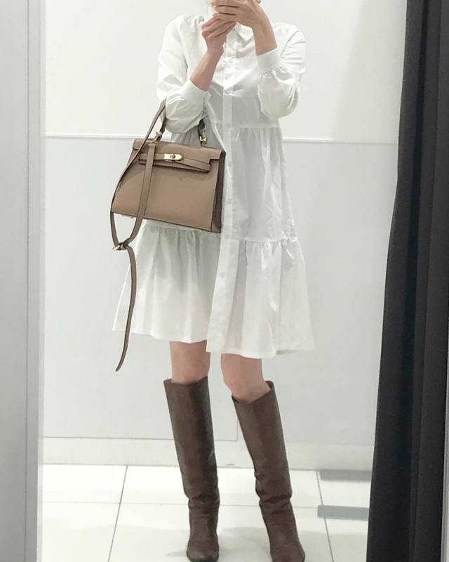 人気のひざ上丈ワンピースとも相性バツグン！