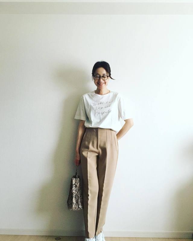 【高校説明会×母親の服装】コーデのポイントは？